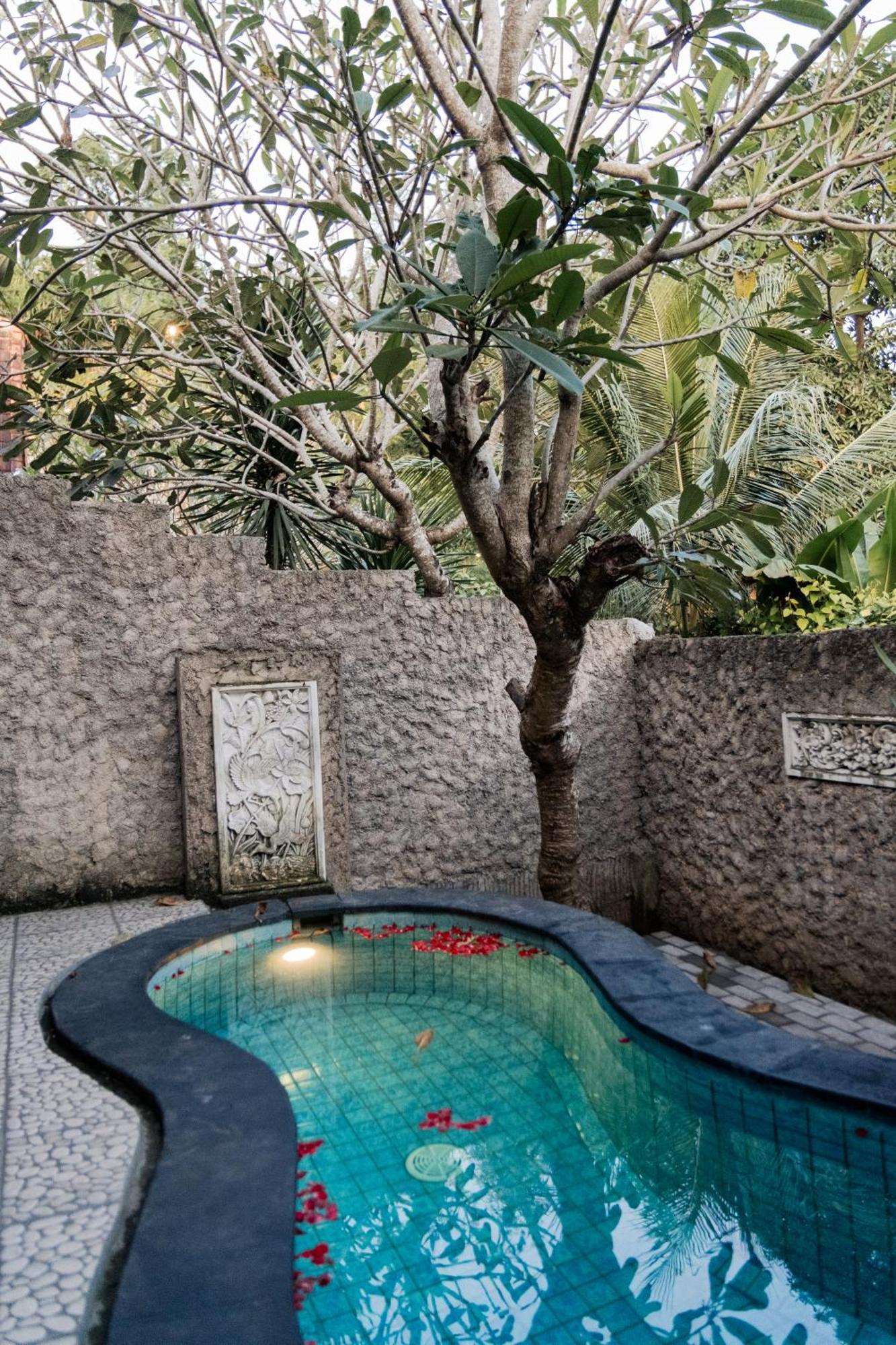 Yoki'S Bungalow Kuta  Kültér fotó
